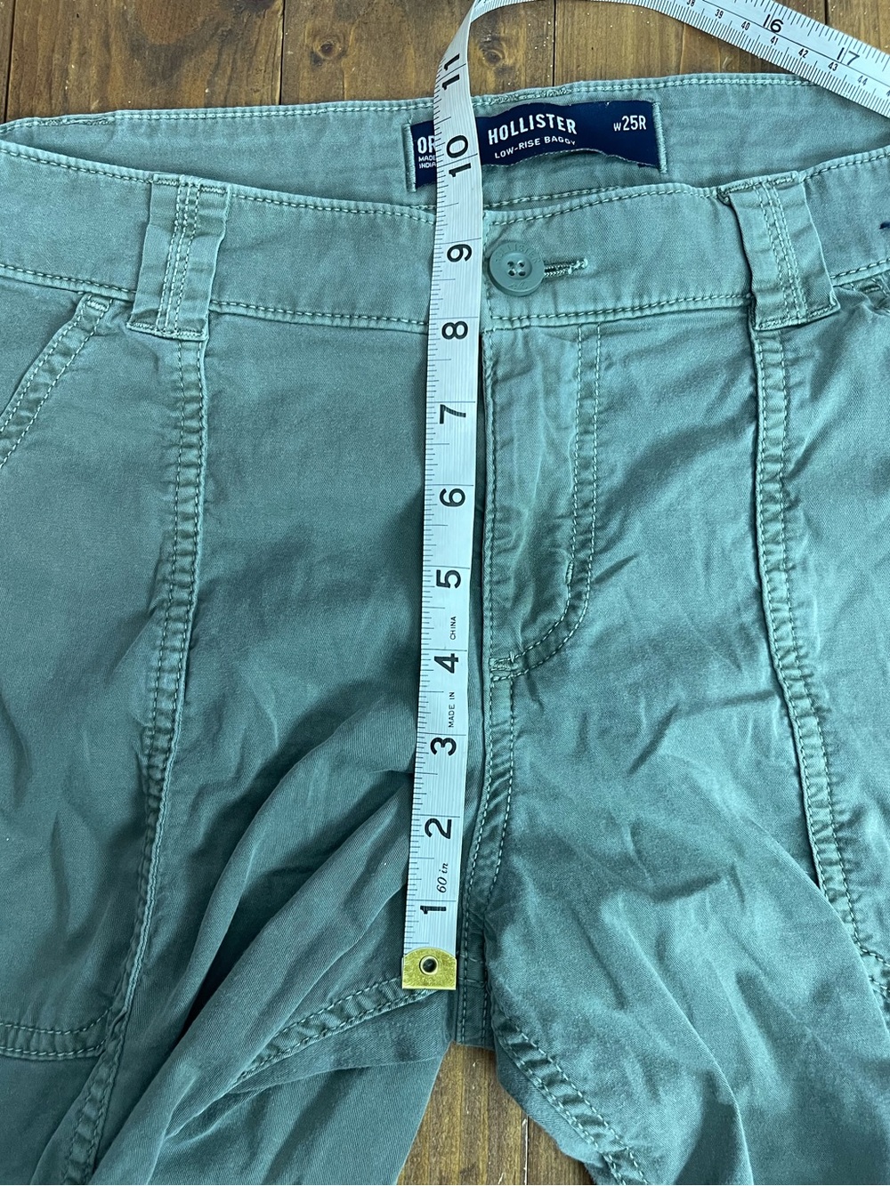 Hollister size 0 of 25 army green cargo pants - Picture 5 of 7
